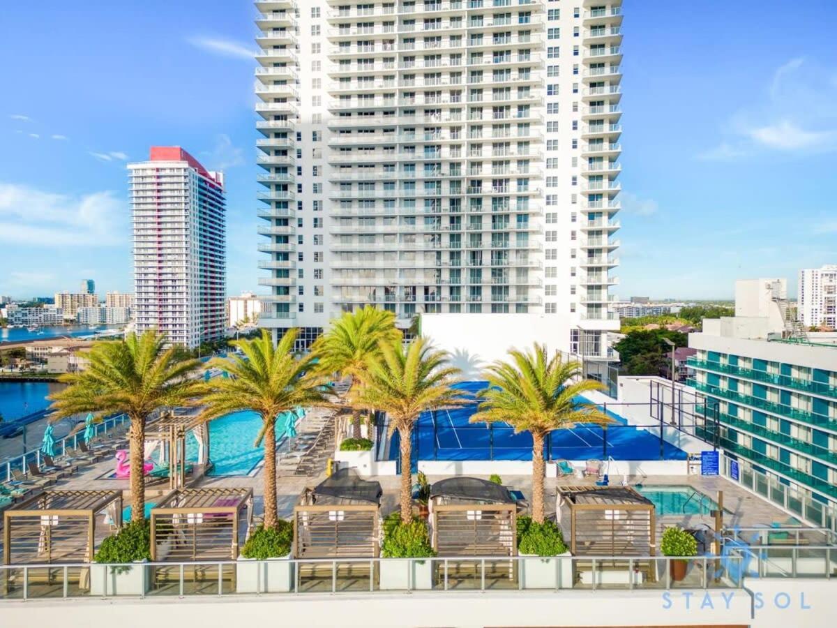 Appartamento Wrap Around Balcony - Insane Views - Amazing Pools Hollywood Esterno foto